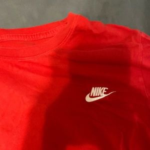Men’s Nike shirt